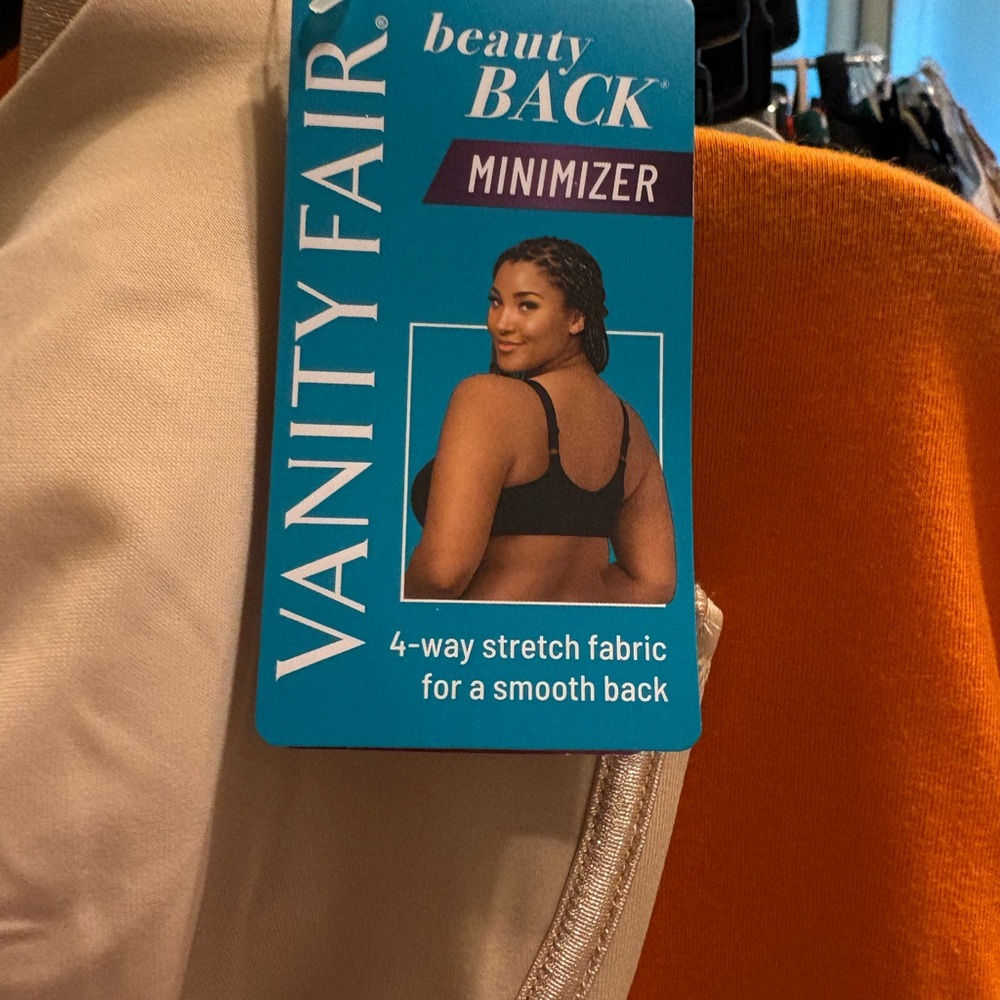 Vanity fair back minimizer bra - Picture 3 of 5